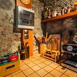 Pine Forest Chalet 1400M, Cinema & Fireplace Σαλέ *