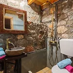 Σαλέ Pine Forest Chalet 1400M, Cinema & Fireplace Artemisía