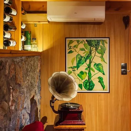 Chalet Pine Forest 1400m, Cinema&fireplace *