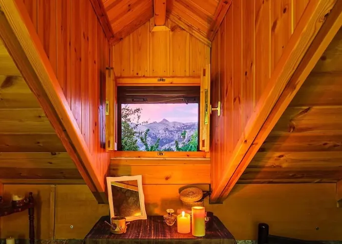 شاليه Stone Forest Escape - Cozy Cinema & Starry Sky